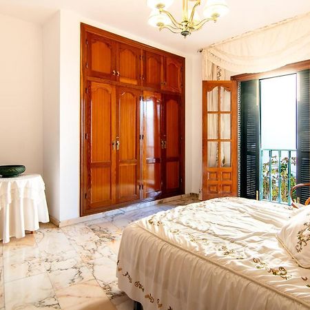 فيلا Casa Lola Centro De نيرخا المظهر الخارجي الصورة