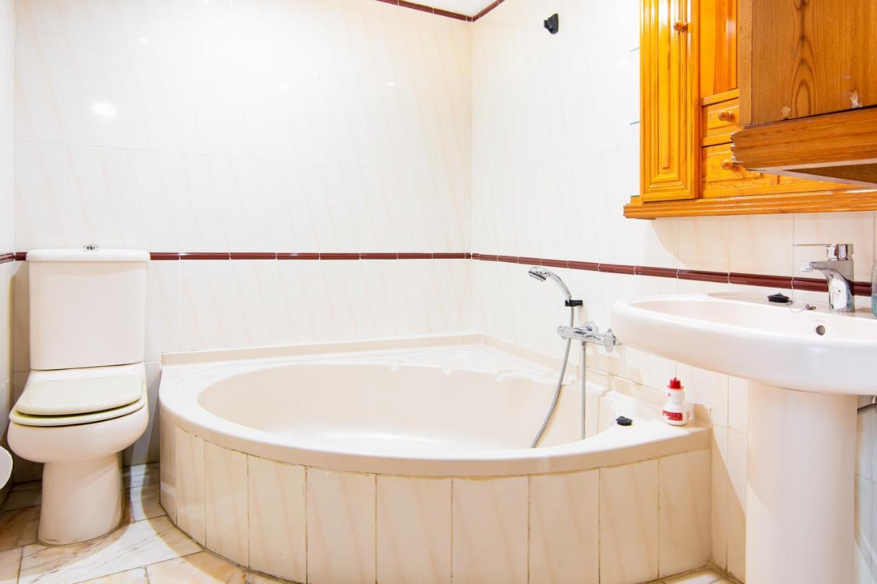 فيلا Casa Lola Centro De نيرخا المظهر الخارجي الصورة